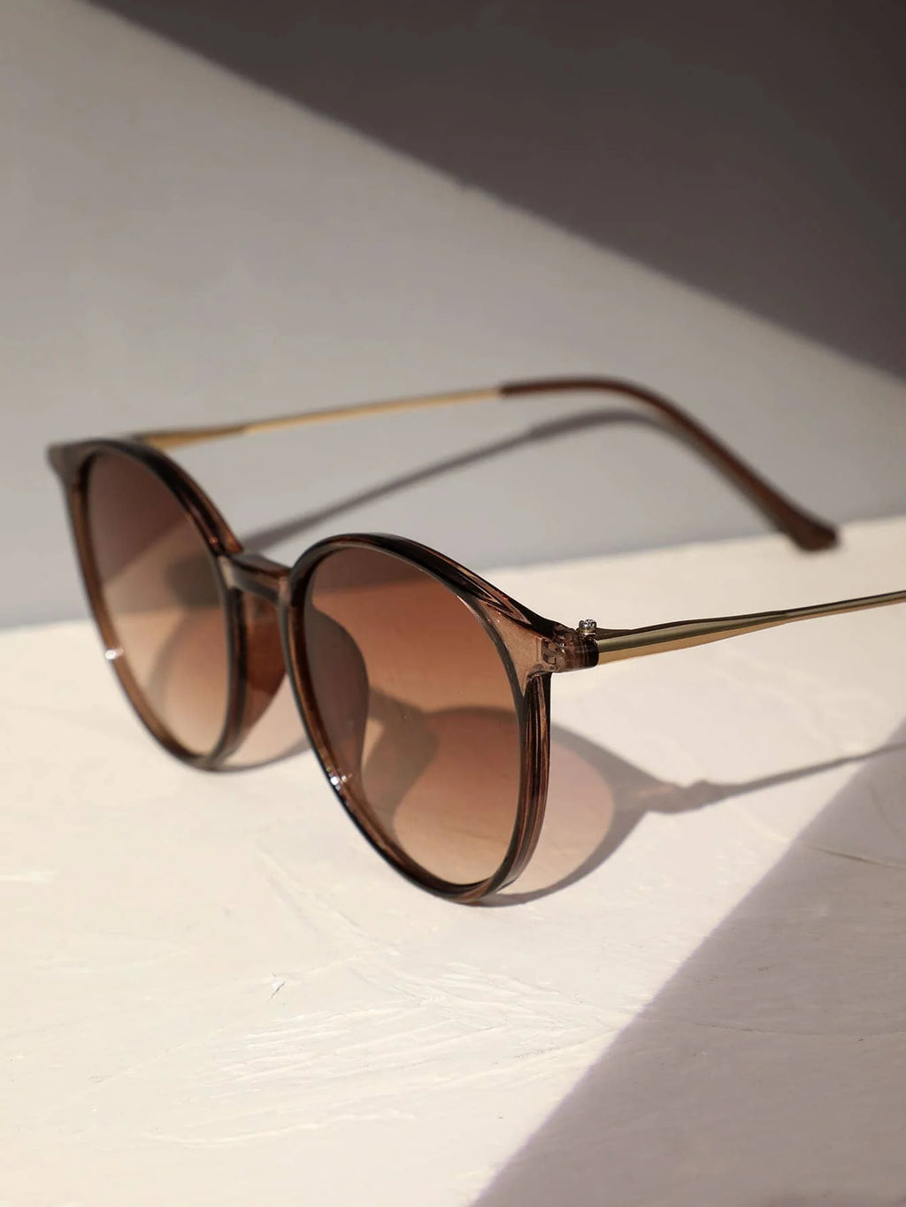 Óculos de Sol Black Round